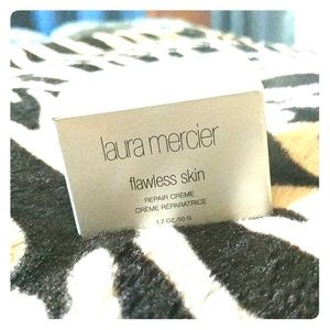 Flawless Skin Repair Creme